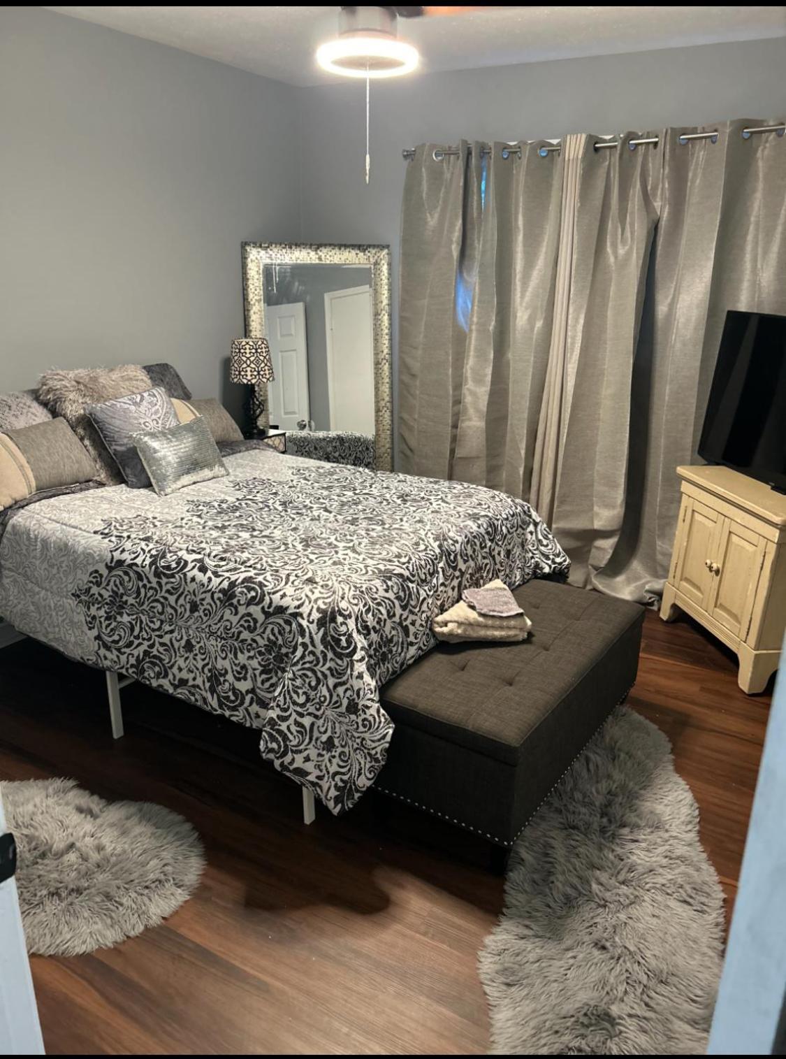 Loners Loft Private Rooms Huntsville Luaran gambar